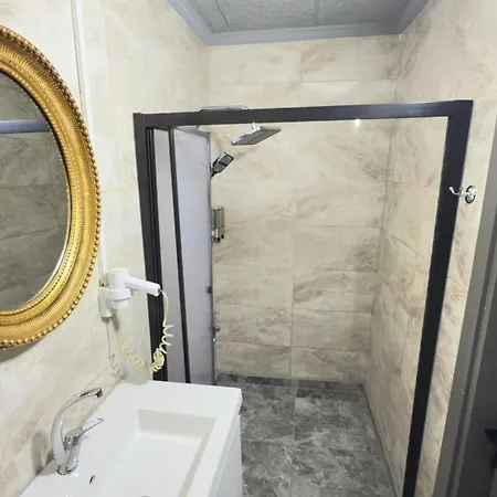 Cevas 3* イスタンブール